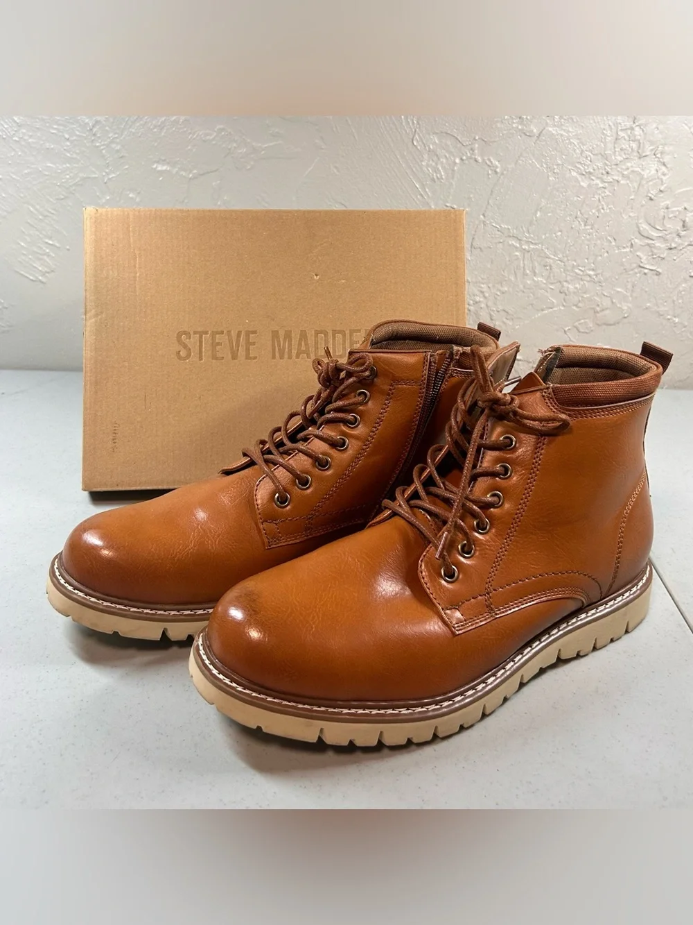 Steve Madden Men's Brown Leather Lace-Up Boots- LIKE NEW!